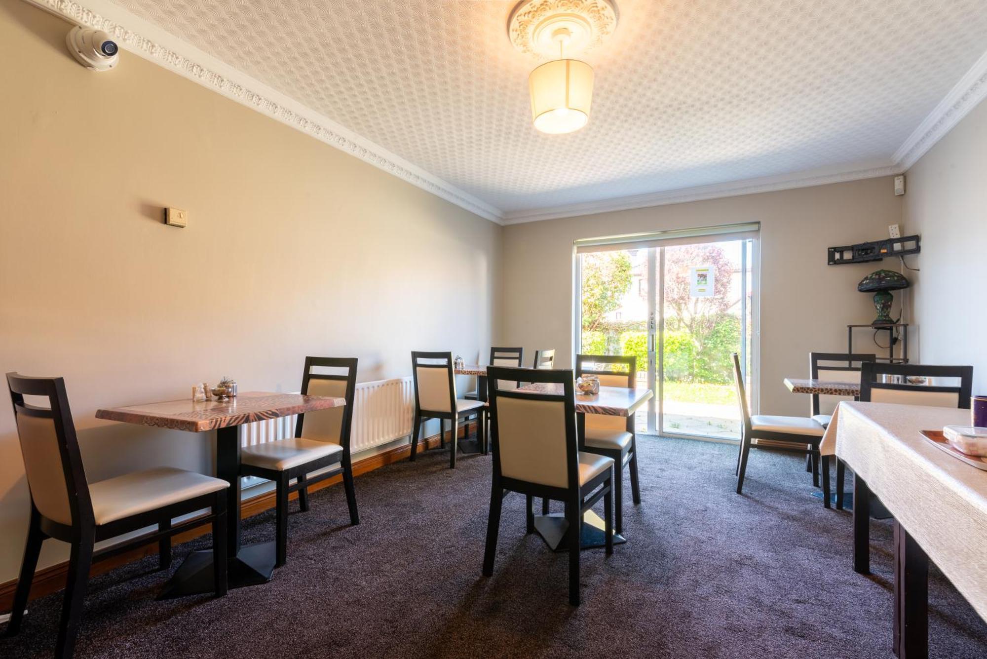 Отель Avalon House Голуэй Экстерьер фото